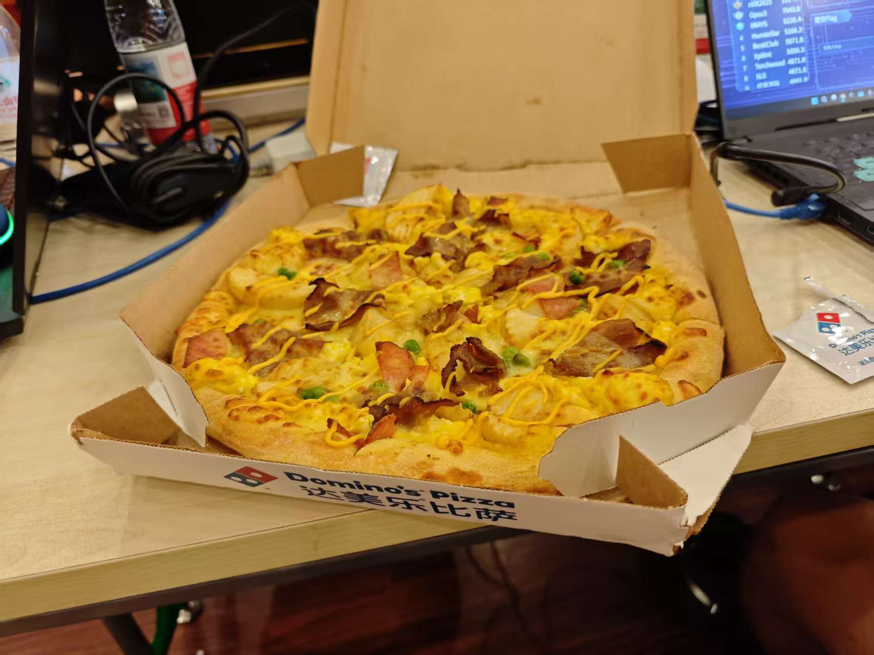 24fe59d4f1610c69057b04b377514835